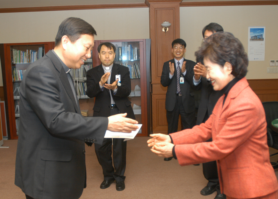 김화자교수 CU-V 발전기금 전달식